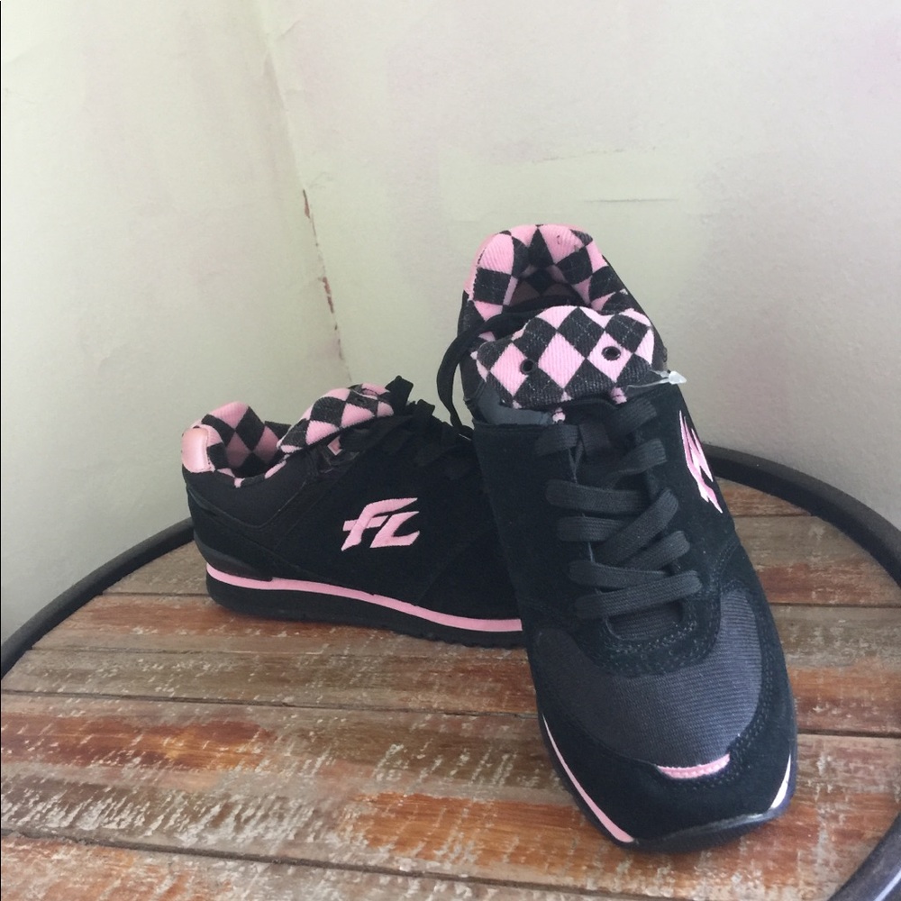 NEW Frontline dance sneakers, size 7.5